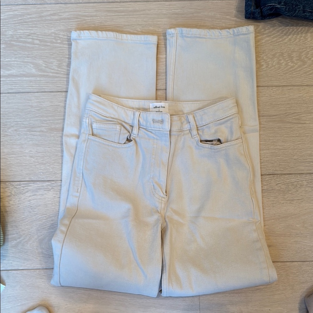 Wilfred Cream Skinny Jeans